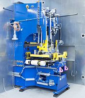 Floor-standing tire inflator machine Ventuo