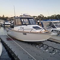 Floating dock drive-onfor boatsHDPE