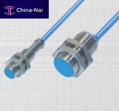 Inductive proximity sensor DC12/4600AcylindricalM18M12