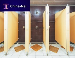 Self-supporting shower screen SC3, SC3/Ffor sports facility