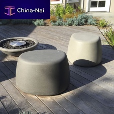 Contemporary stool PEBBLEconcreteglass fiber reinforced concretecantilever