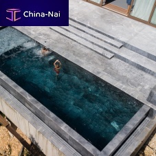 Overflow swimming pool outdoorin-groundconcrete