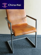 Contemporary chair TYSENleathermetal basecantilever
