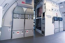 Airliner crew rest compartment