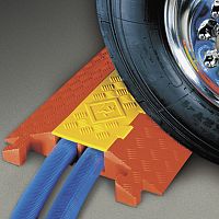 Floor-mounted cable protector Linebacker®vehicle bridgeplastic