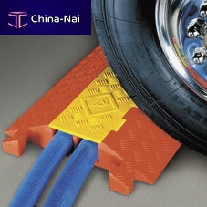 Floor-mounted cable protector Linebacker®vehicle bridgeplastic