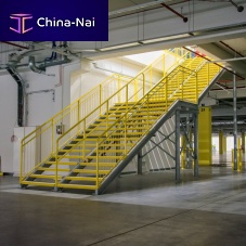 Straight staircase TECHNICALspiralhalf-turnmetal step