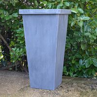 Metal plant pot SProundsquare