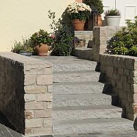 Natural stone step KANDLA GRISsandstonenon-slip