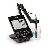 Multi-parameter water analyzer HI2040pHconductivitydissolved oxygen