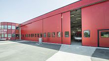 Sliding hangar door for helicopterfor aircraftindustrial