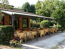 Wall-mounted pergola GAZ10metal