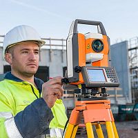 Reflectorless total station FTS 101with prism