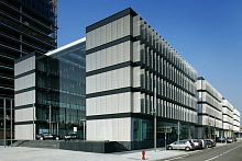 Metal solar shading NET CENTERwire meshfor facade