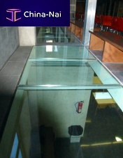 Glass deck slab for girder-slab floorsfor building
