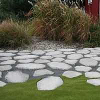 Stepping stone