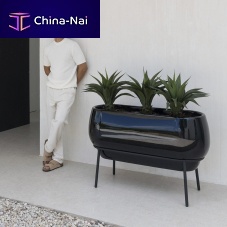 Polyethylene planter Lacein lacquered stainless steelovalilluminated