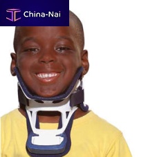 Rigid cervical collar C4with tracheostomy openingpediatric