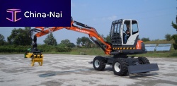 Swing-arm log loader CF-80 W4mobile