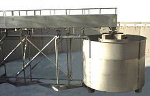 Circular clarifier PTA serieswith scraper bridge