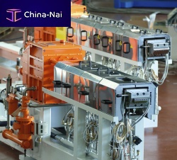 Co-rotating twin-screw extruder MCM