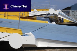 Aft external Ro-Ro ramp for ships