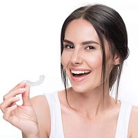Transparent dental aligner 40261