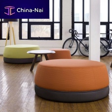 Contemporary ottoman QUIfabricleatherround
