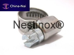 Worm hose clamp perforated band