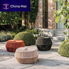 Contemporary pouf ZIGZAGroperoundgarden