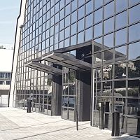 Entry door LPF 220glassmetalsteel