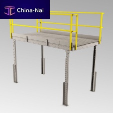 Fuselage access platform fixed