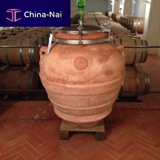 Wine reservoir AMPHORAS prefabterracotta