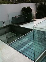 Float glass panel transparentfor walkwaysnon-slip