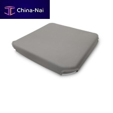 Protective cover COPRIPASSAUOMOfor sailboatsdeck hatch
