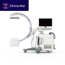 Mobile C-arm BDR65 Vetwith flat panel detectorwith integrated video monitor