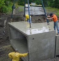 Precast concrete box culvert