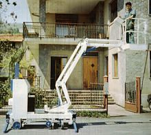 Self-propelled telescopic boom lift PEL serieselectriccompact
