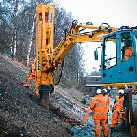 Hydraulic pile-driving hammer DX series