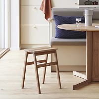 Contemporary stool Angle oakoiled woodoak base