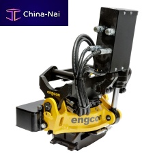 Excavator tilting tool attachement system EC02B