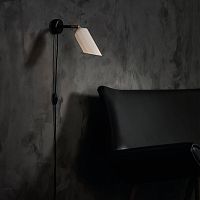 Contemporary wall light PLIVERREindoorbrassopal