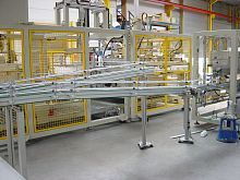 Chain conveyor CD083horizontaltransportfor containers