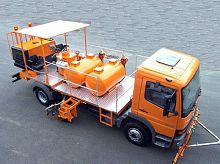 Truck-mounted paint striping machine H36for paintfor runway