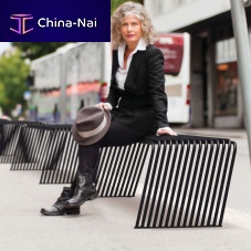 Contemporary stool OBLIQUE SPgalvanised steelpainted steelpainted steel base