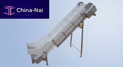 Belt conveyor liftingfor fishfor the food industry