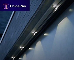 Surface-mounted light fixture LEDlinearIP44