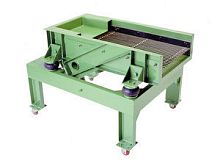 Linear vibrating screener EMSfor powdersfor plastic pellets