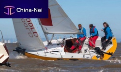One design sailboat 700 LDwith bowsprit