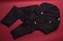 Aircraft cabin pajamas